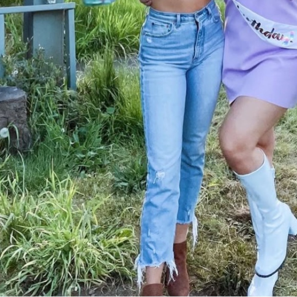 Abercrombie & Fitch Ultra High Rise Kick Flare Jeans